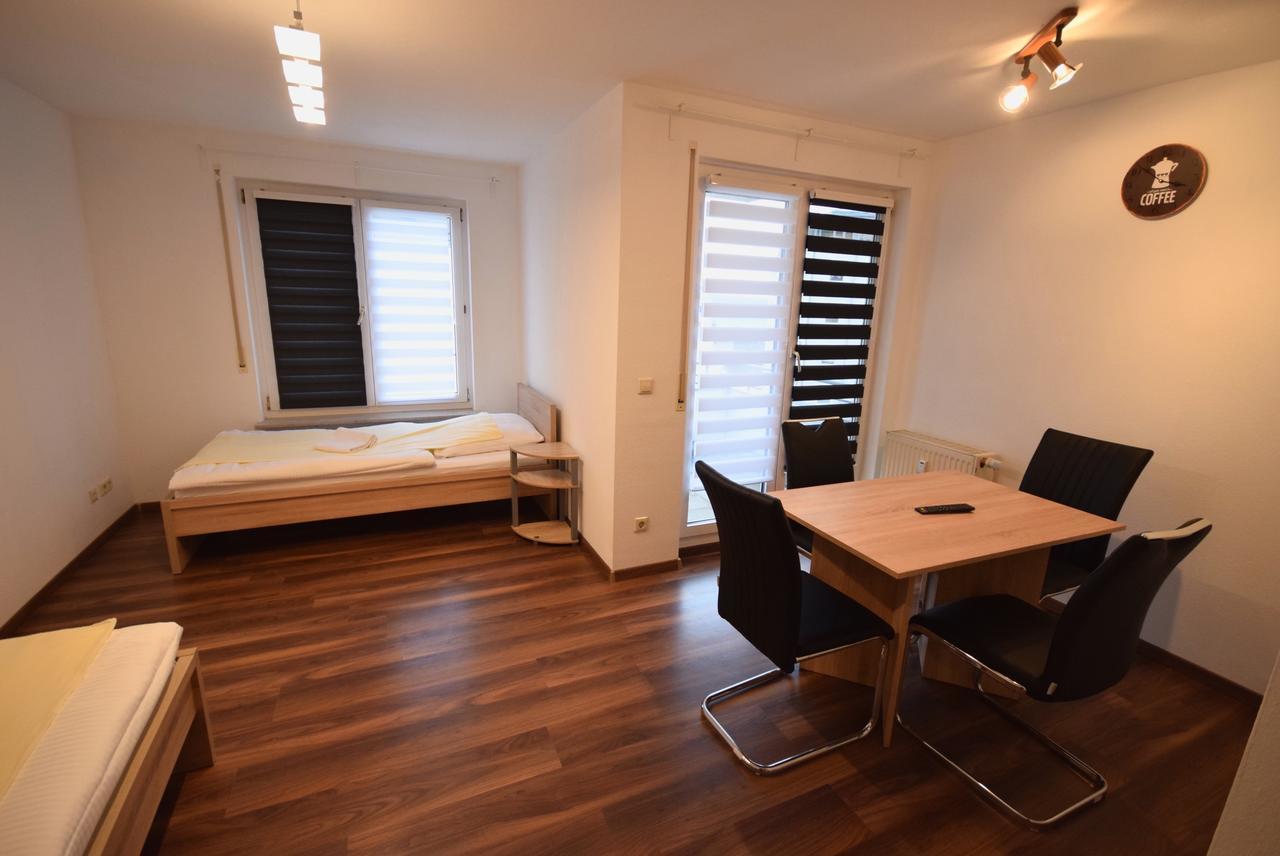 Ab Apartment Objekt 72 Plochingen Luaran gambar